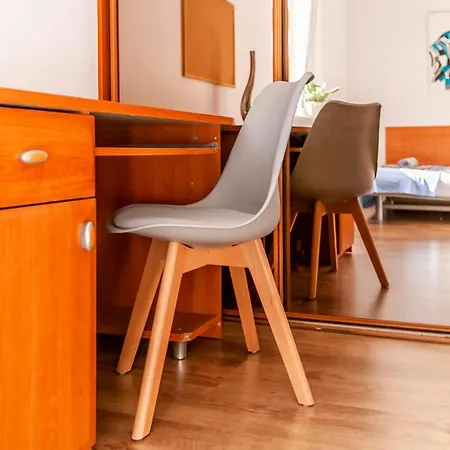 Simple Flat Apartment